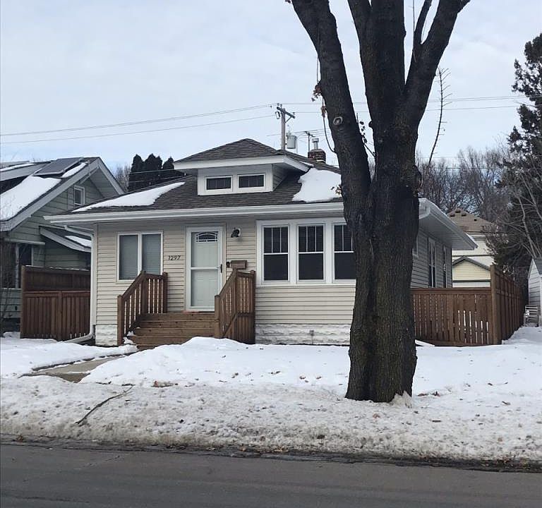 1st image of 1297 Saint Clair Ave