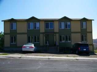 1422 9th West Ave APT A, Kemmerer, WY 83101