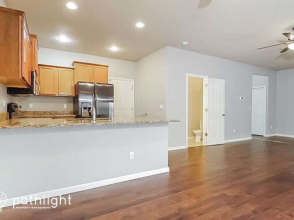 4th image of 2386 SE Kelby Cir