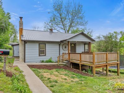82 Lincoln Park Rd, Burnsville, NC, 28714