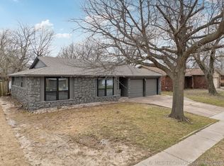 10936 E 36th Pl, Tulsa, OK 74146