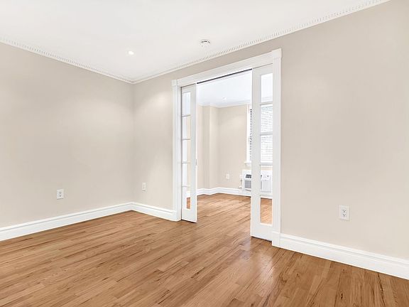 3rd image of 336 E 81st St APT 1E