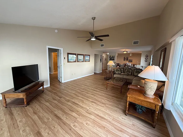1477 Park Beach Cir #31 — Photo 8