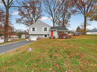 10 Patterson Avenue, West Nyack, NY 10994