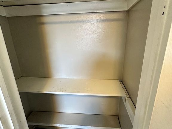 4th image of 716 N Dallas Ave
