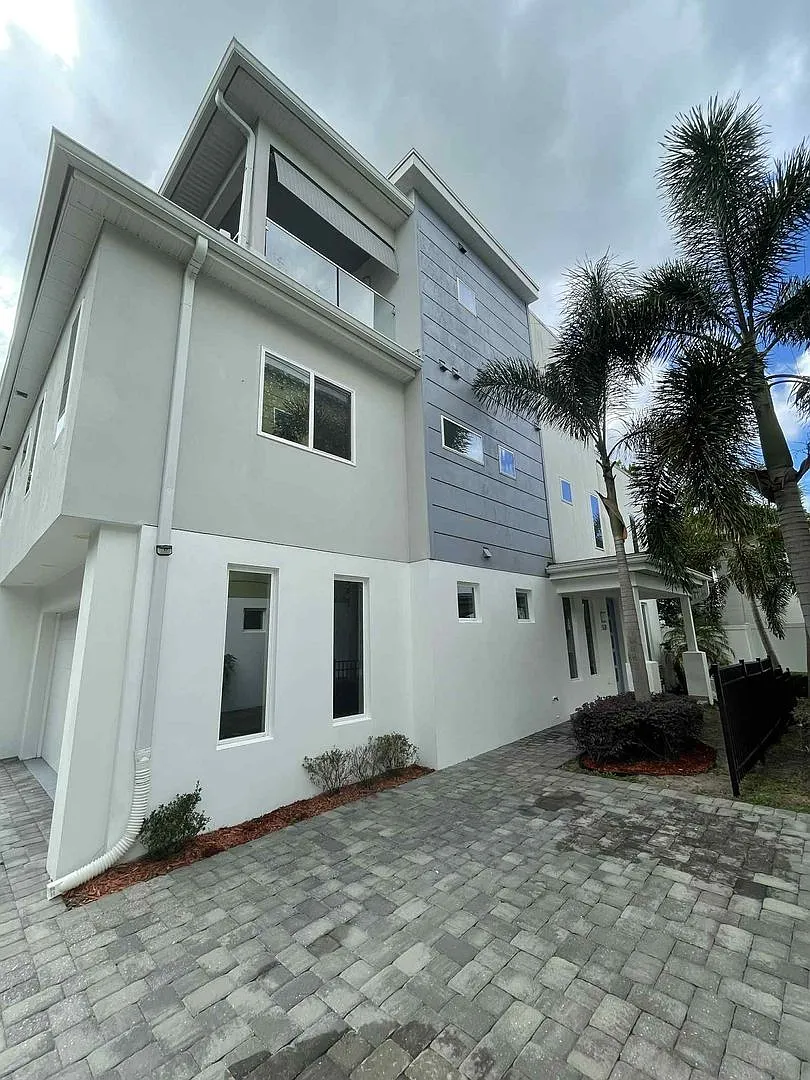 3 bed, 3.5 bath, 2063 sqft, $3,599 — Photo 1