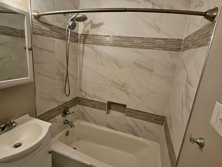 120 Powell Dr — Photo 9