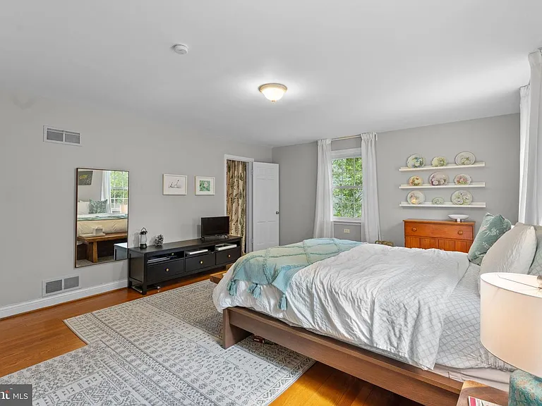 5121 Baltan Rd — Photo 23