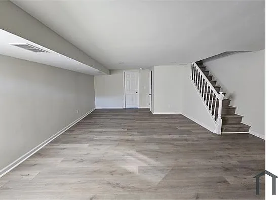 828 Arncliffe Rd — Photo 10
