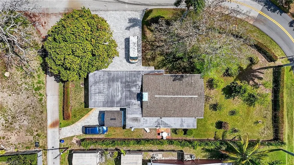 4 bed, 1.5 bath, 1738 sqft, $6,200 — Photo 4