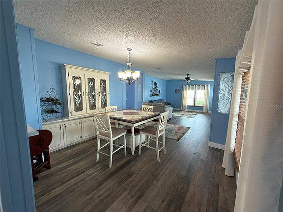 4th image of 141 VICTORIA DRIVE