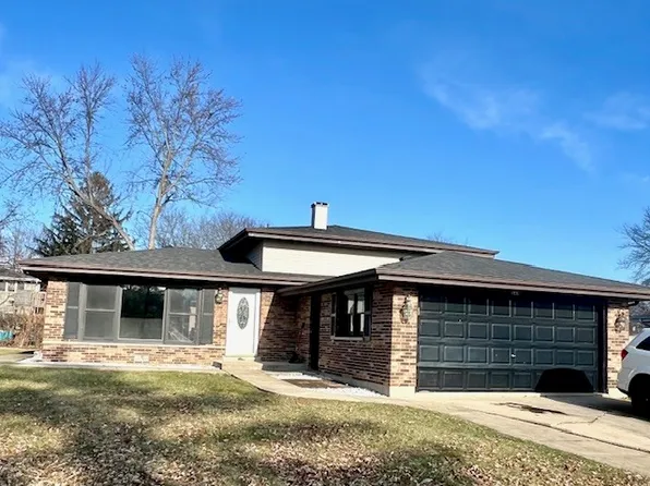 644 Cedar Ln, Bartlett, IL 60103