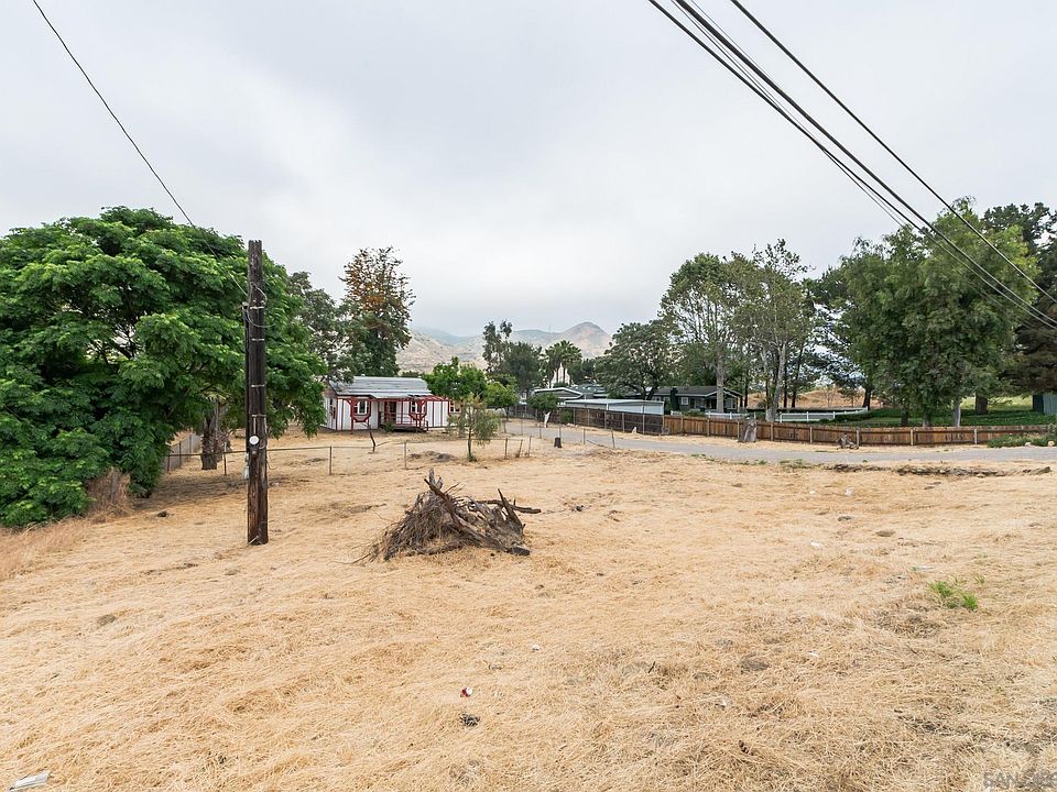 14726 El Monte Rd, Lakeside, CA 92040 MLS 230008681 Zillow