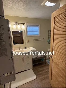 209 S Royal St — Photo 7