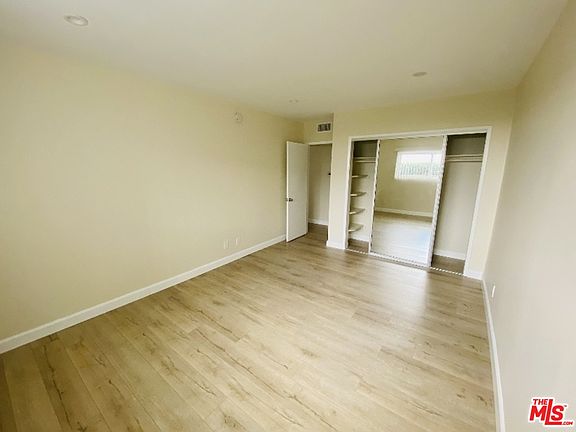 4th image of 1727 Camden Ave
