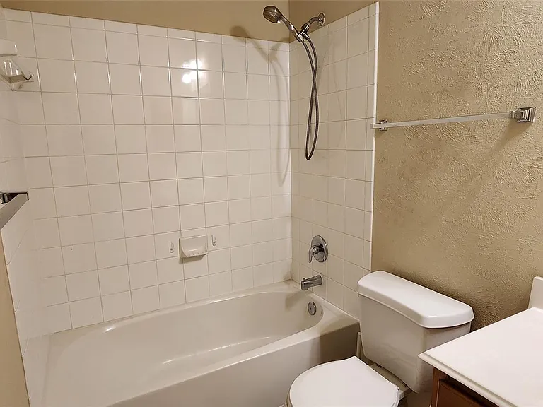 24502 Carlton Springs Ln — Photo 24