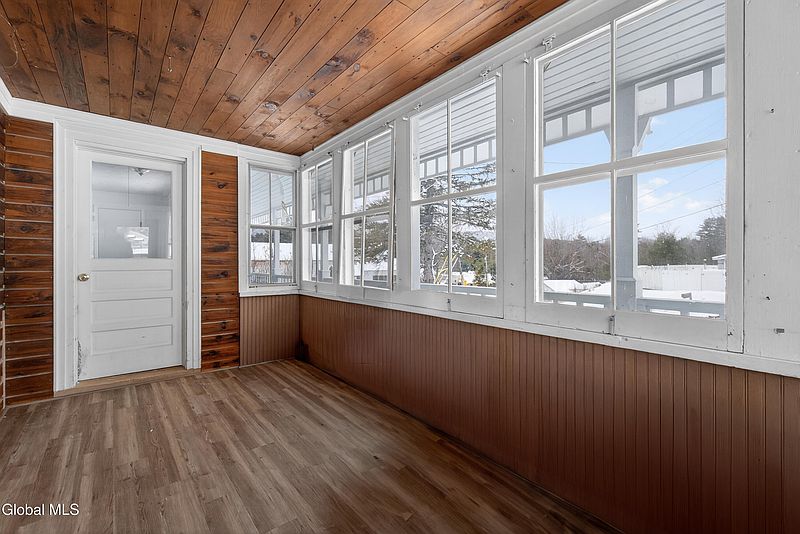 2nd image of 341 W Maple Street
