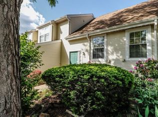 228 Buckingham Way, Somerset, NJ 08873