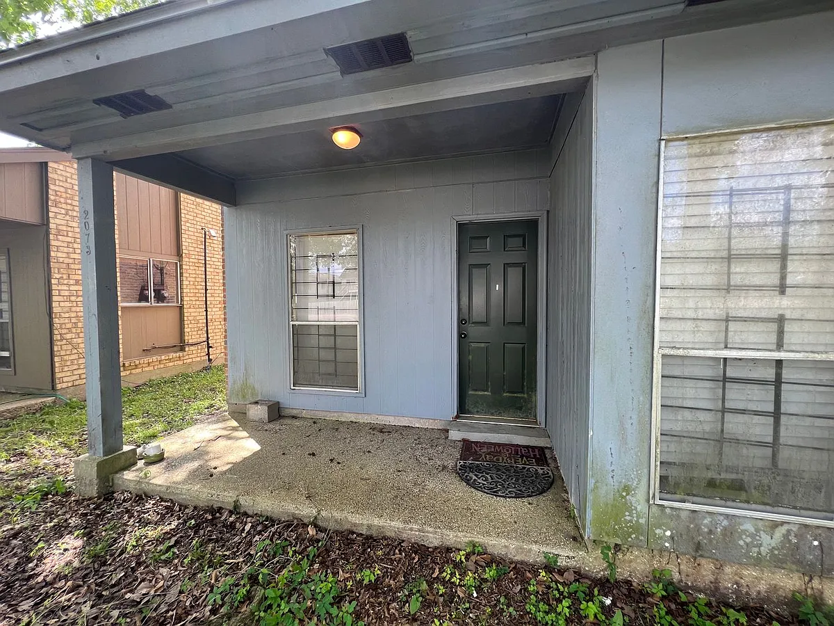 Building Photo - 2073 Brightside Dr