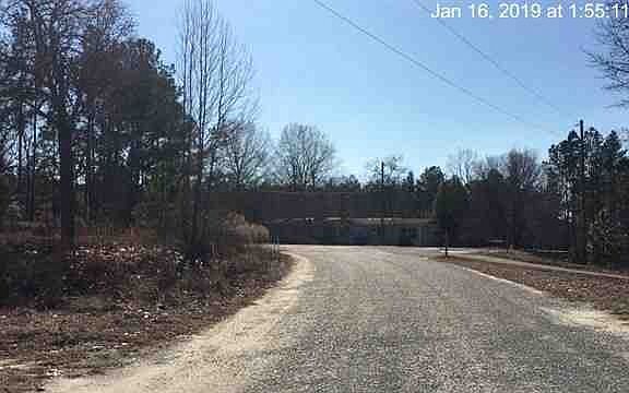 Exterior Neighborhood (street photo)