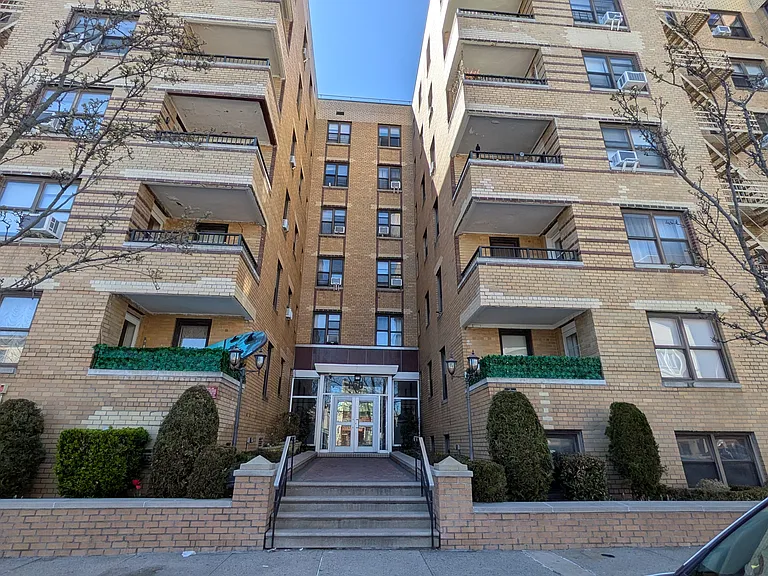 150 W End Ave #4 — Photo 12