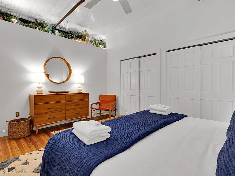 301 W Broughton St #4A — Photo 24