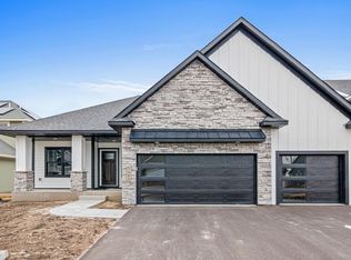 1589 Spruce St, Farmington, MN 55024
