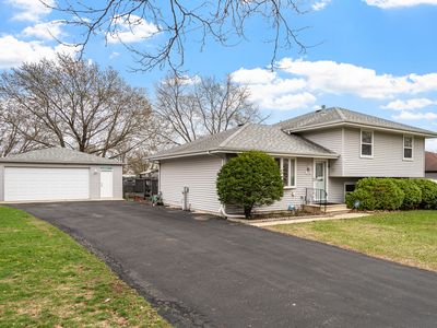 1710 Corregidor St, Joliet, IL, 60435