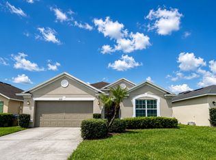 4652 Caverns Dr, Kissimmee, FL 34758