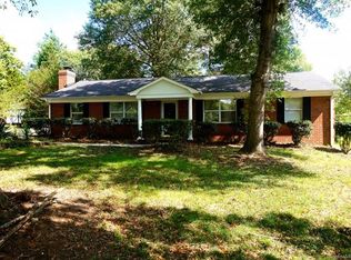 8205 Meadowind Cres, Charlotte, NC