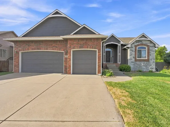 11007 W Hampton Lakes St, Maize, KS 67101