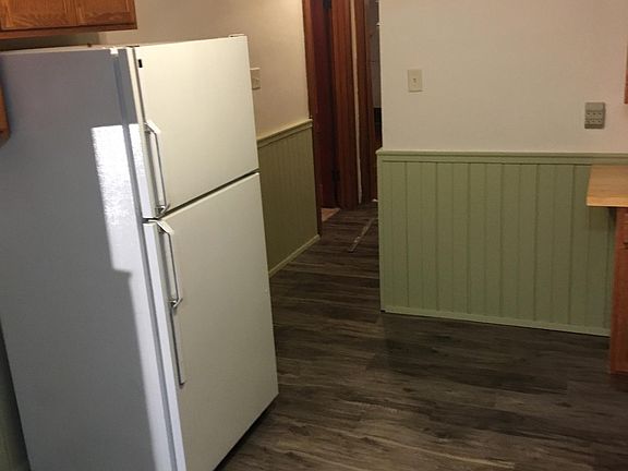 2nd image of 3957 E Barnard Ave