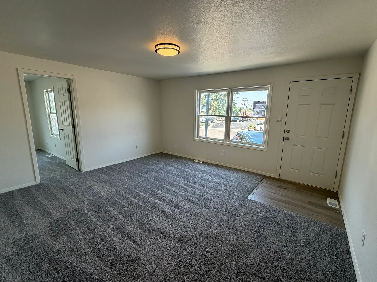 1 bed, 712 sqft, $1,600 — Photo 3