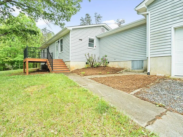 10037 Booker T Washington Hwy — Photo 28
