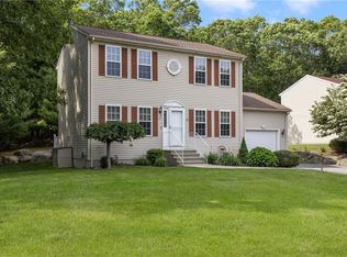 24 Cobblestone Ter, Coventry, RI 02816