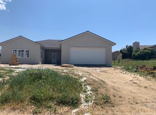 20208 Sears Dr, Tehachapi, CA 93561