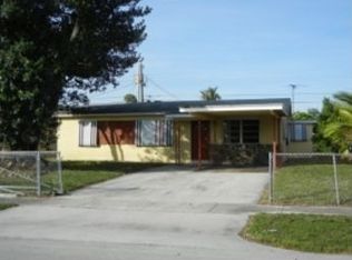 530 N 70th Way, Hollywood, FL 33024