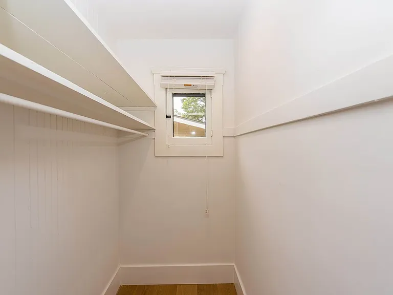 306 N Shaffer St — Photo 21