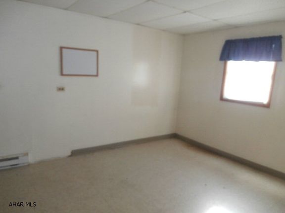 4th image of 1232 Skyline Dr