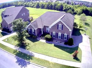 2225 Dominick Dr, Nolensville, TN 37135