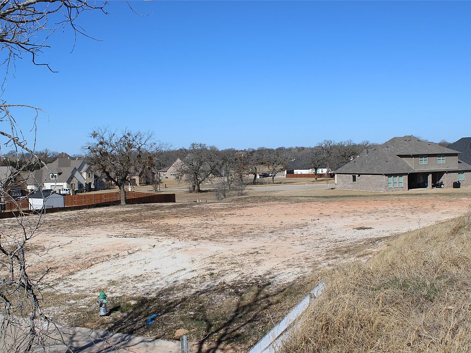 1st image of 107 Hertiage Dr