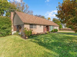 6112 Waco Way, Fort Worth, TX 76133