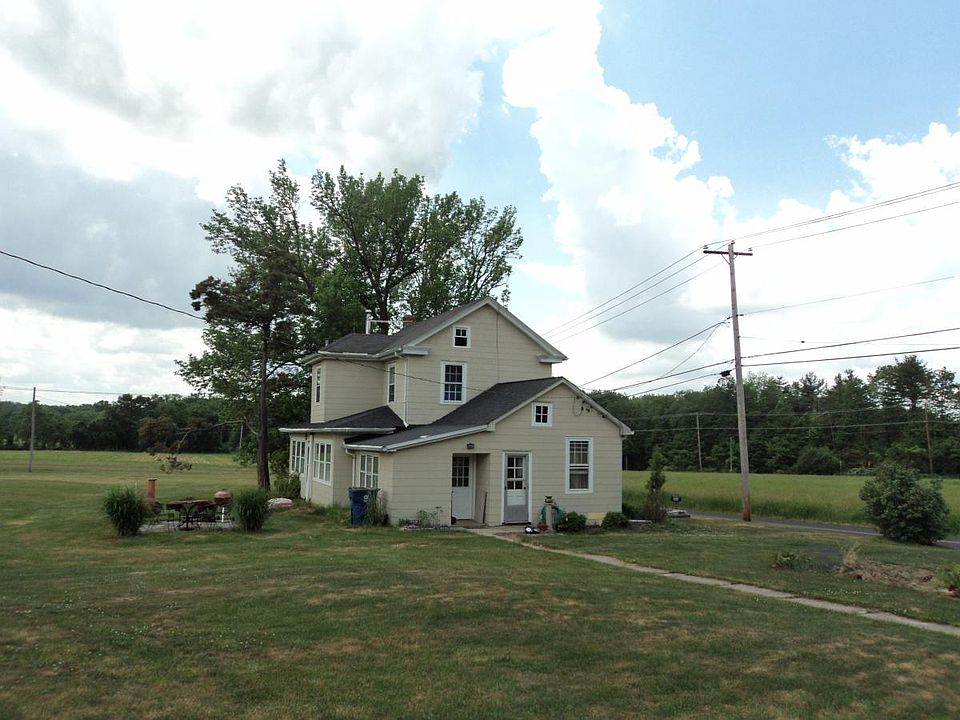 2nd image of 5948 Ferry Rd