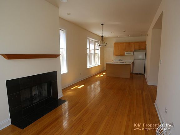 3rd image of 3829 N Southport Ave APT 4