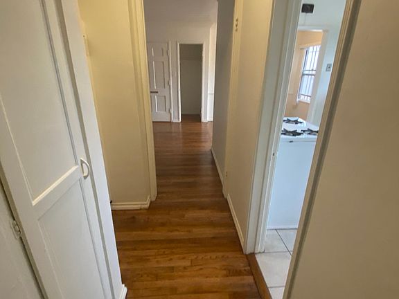 3rd image of 1700 S Crescent Heights Blvd #2