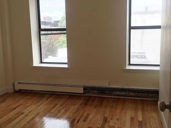 3rd image of 496 5th Ave APT 3