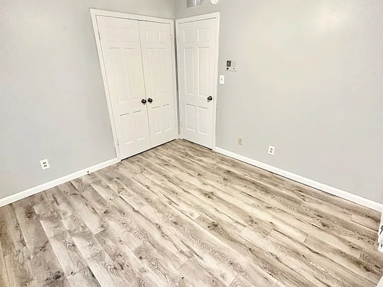 3215 Oakwood Dr — Photo 14