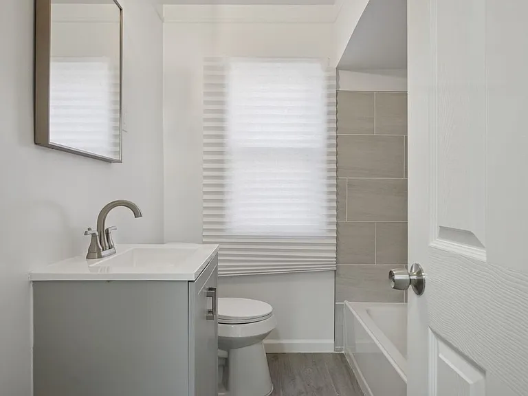 11285 Lakepointe St — Photo 3