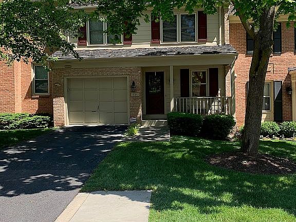 3rd image of 15311 Manor Village Ln