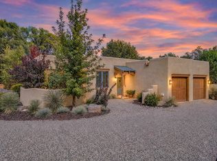 409 Apache St #A, Taos, NM 87571